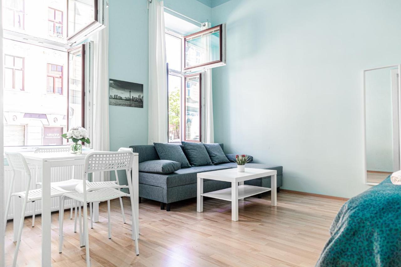 Apartment Modern 2br Apt. Perfect For Long And Short