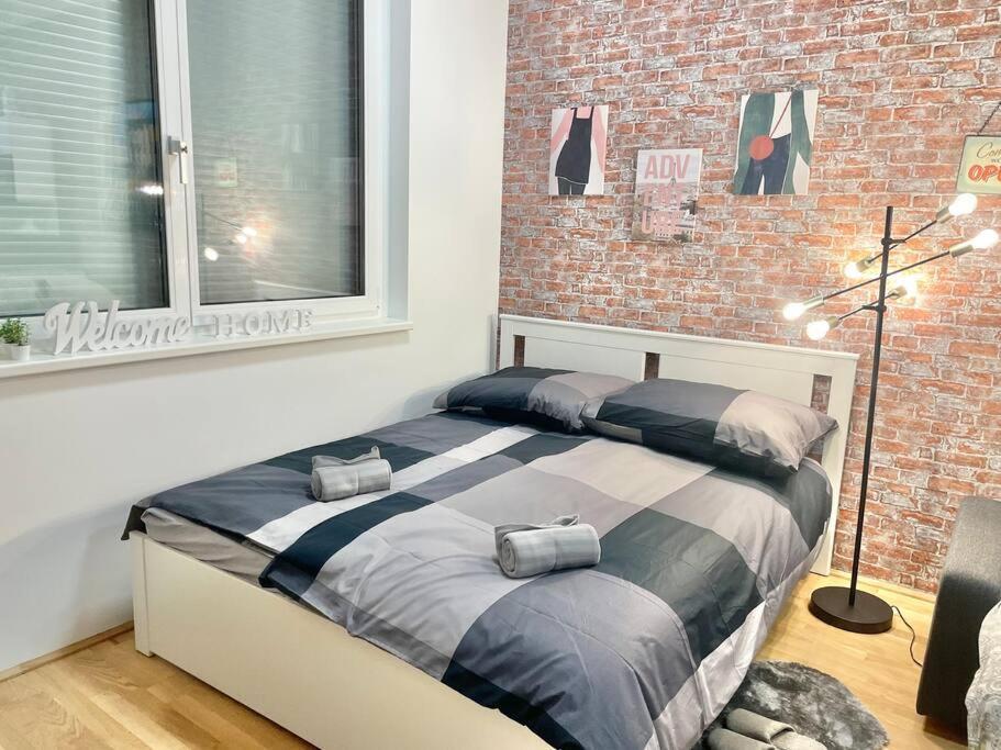 Apartamento Premium With Terrace, A/c, Free Wifi And Netflix *