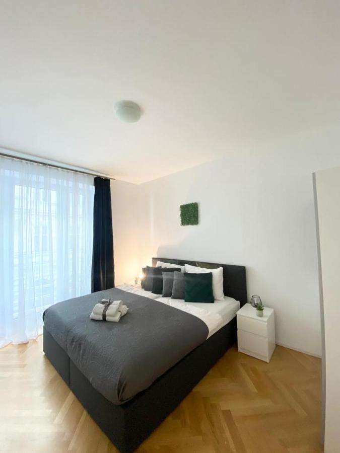 Appartamento 1st La Opera Suites