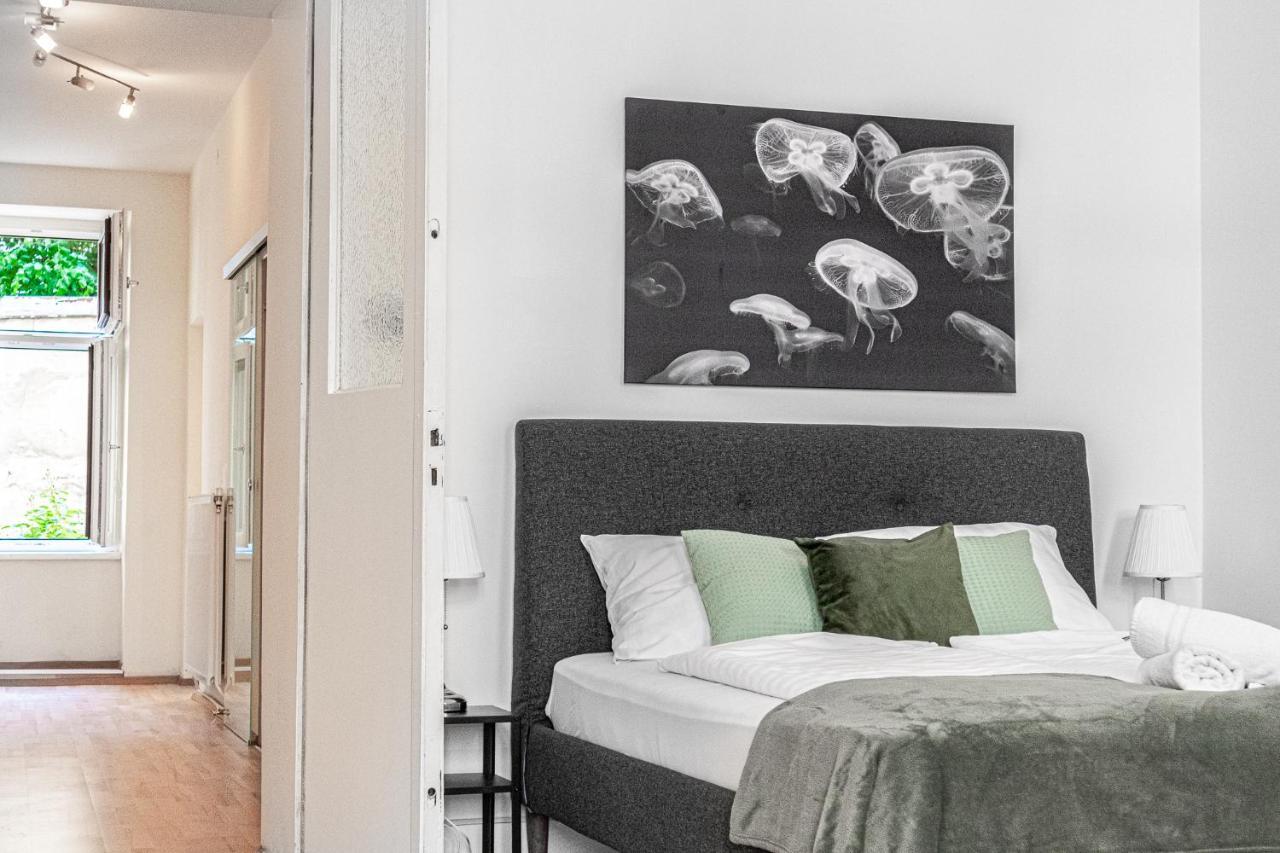 Modern 2br Apt. Perfect For Long And Short Apartment *