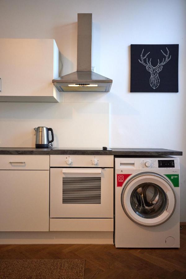 Apartment Close To Metro Iii Vienna
