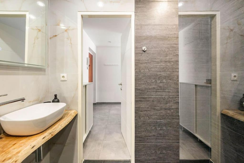 Apartment Cozy Renovated Close To Schoenbrunn Palace