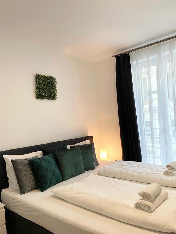 1st La Opera Suites Appartamento Vienna