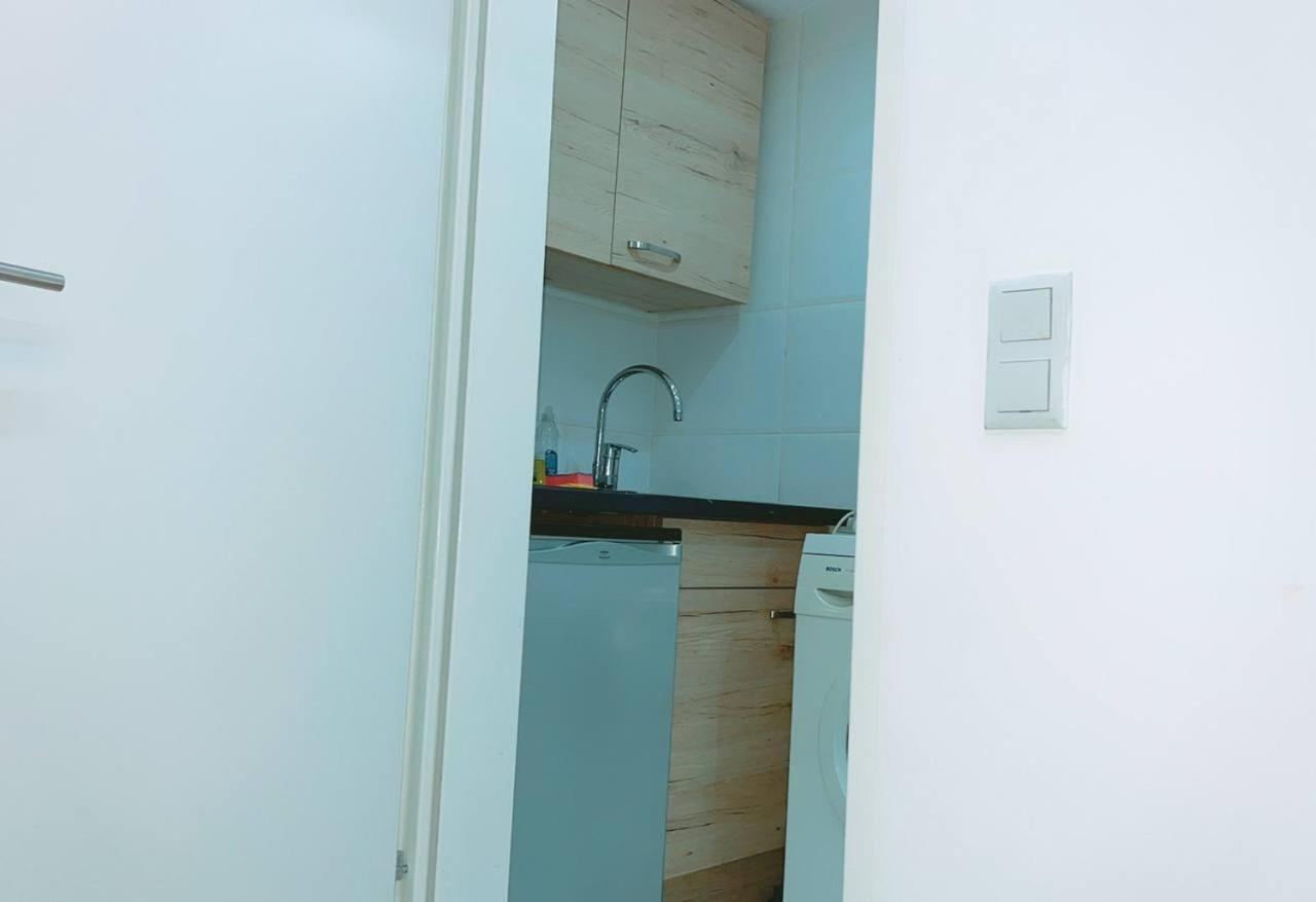 Premier Studio 2p Lg * Vienna