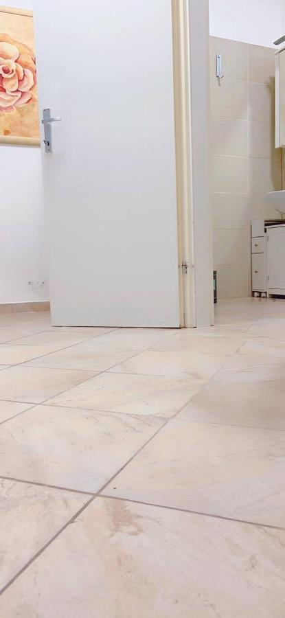 Premier Studio 2p Lg Vienna
