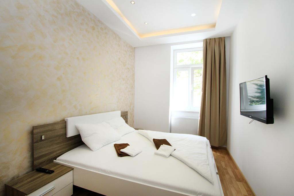 Aurellia Deluxe Apartment *