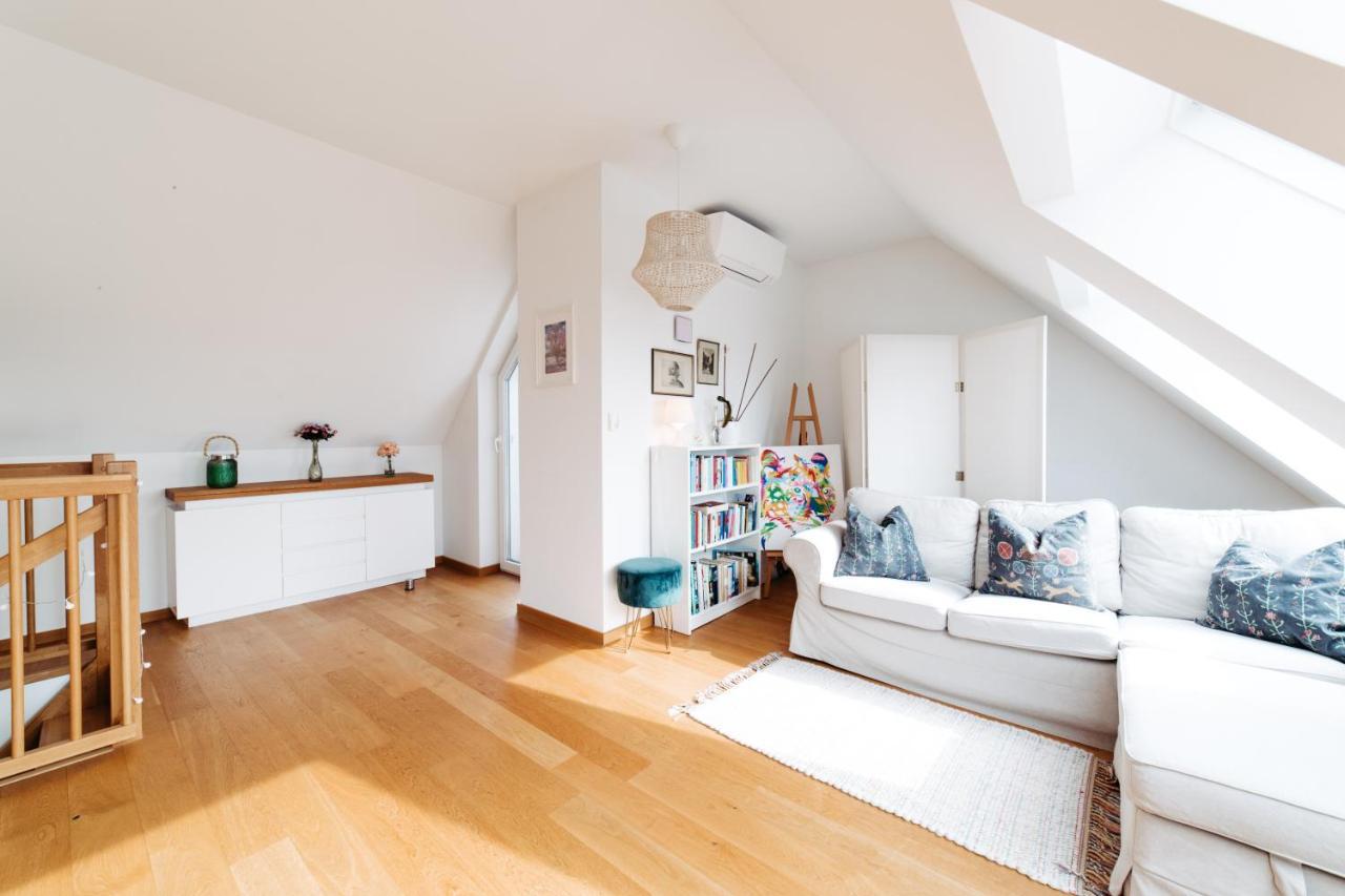 Apartment Schloss Schonbrunn & Terrace Vienna