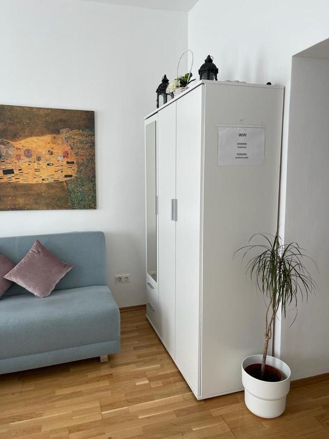 Apartment 2 *