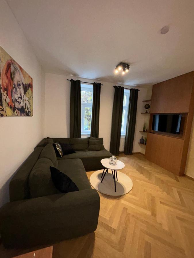 Apartment Deluxe Favoriten