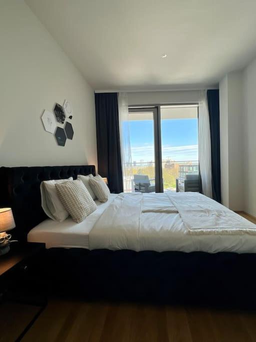 The View 07.04. Quartier Belvedere Apartment Vienna