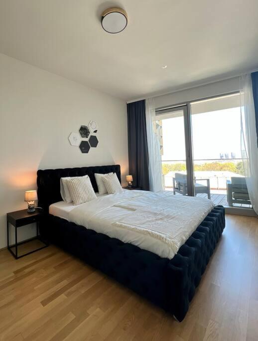 The View 07.04. Quartier Belvedere Apartment *