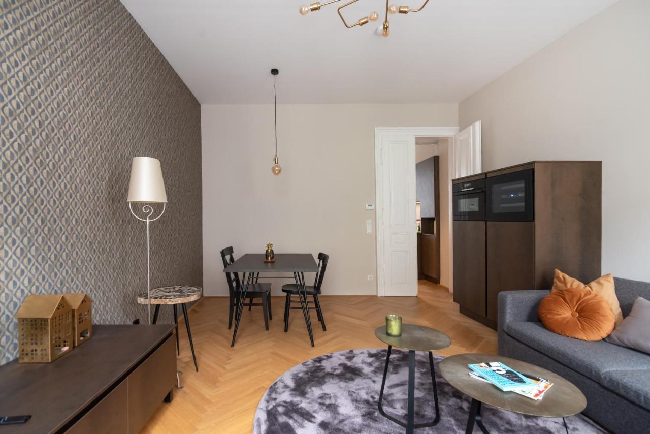 Apartment Hochwertiges Mit Direkter Anbindung Zum Zentrum In Hippen Viertel *