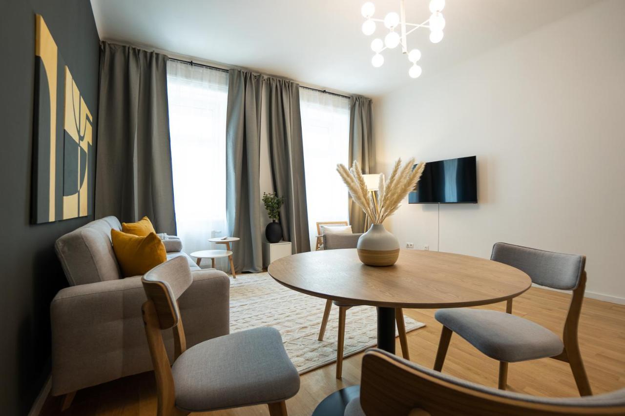 Aesthetic Newly Renovated Located Near Belvedere Castle, 15 Minutes From Stephansplatz Wien