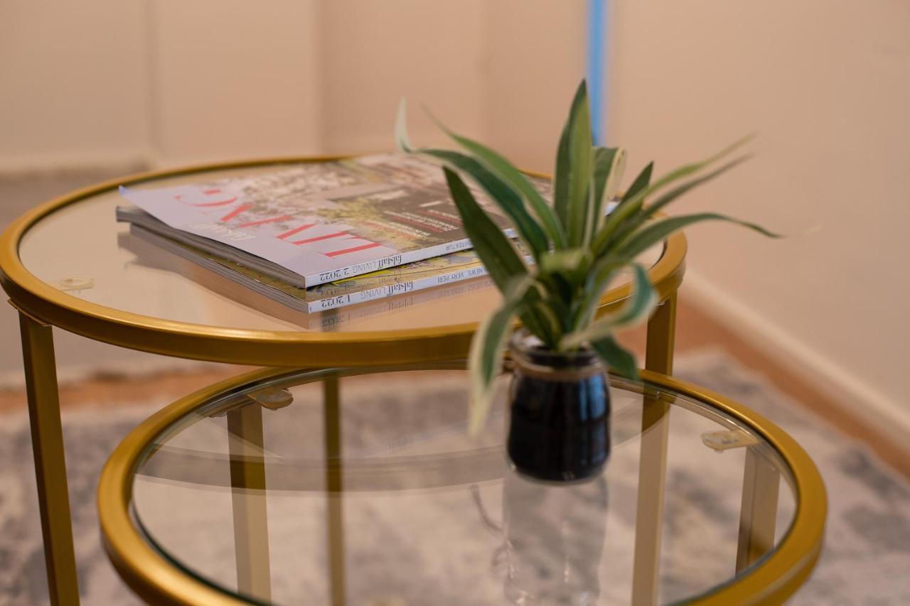 Design With Free Parking Near Schoennbrunn Palace Apartment *