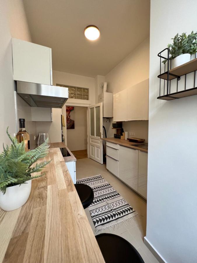 Apartment New Exclusive 100m2, Location! Vienna