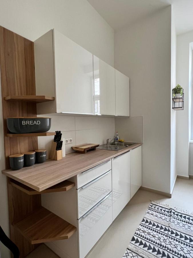 Apartment New Exclusive 100m2, Location! *