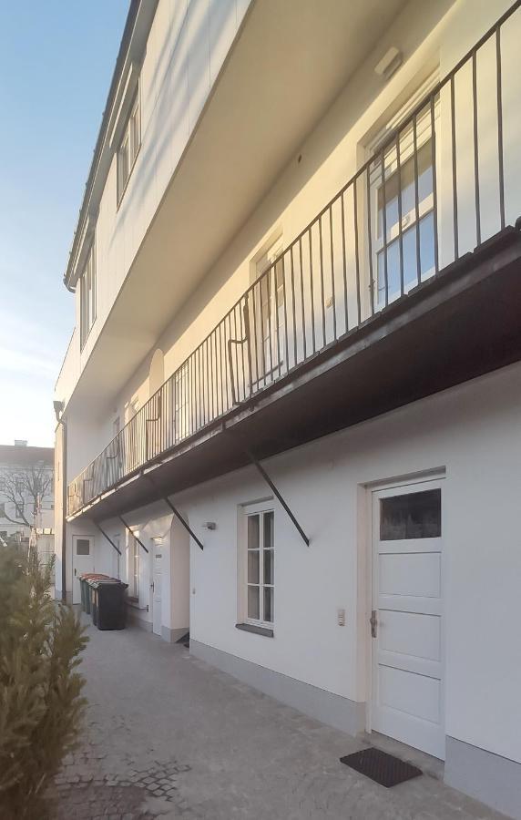 Gemuetliche Zweiraumwohnung In Ruhelage Wien