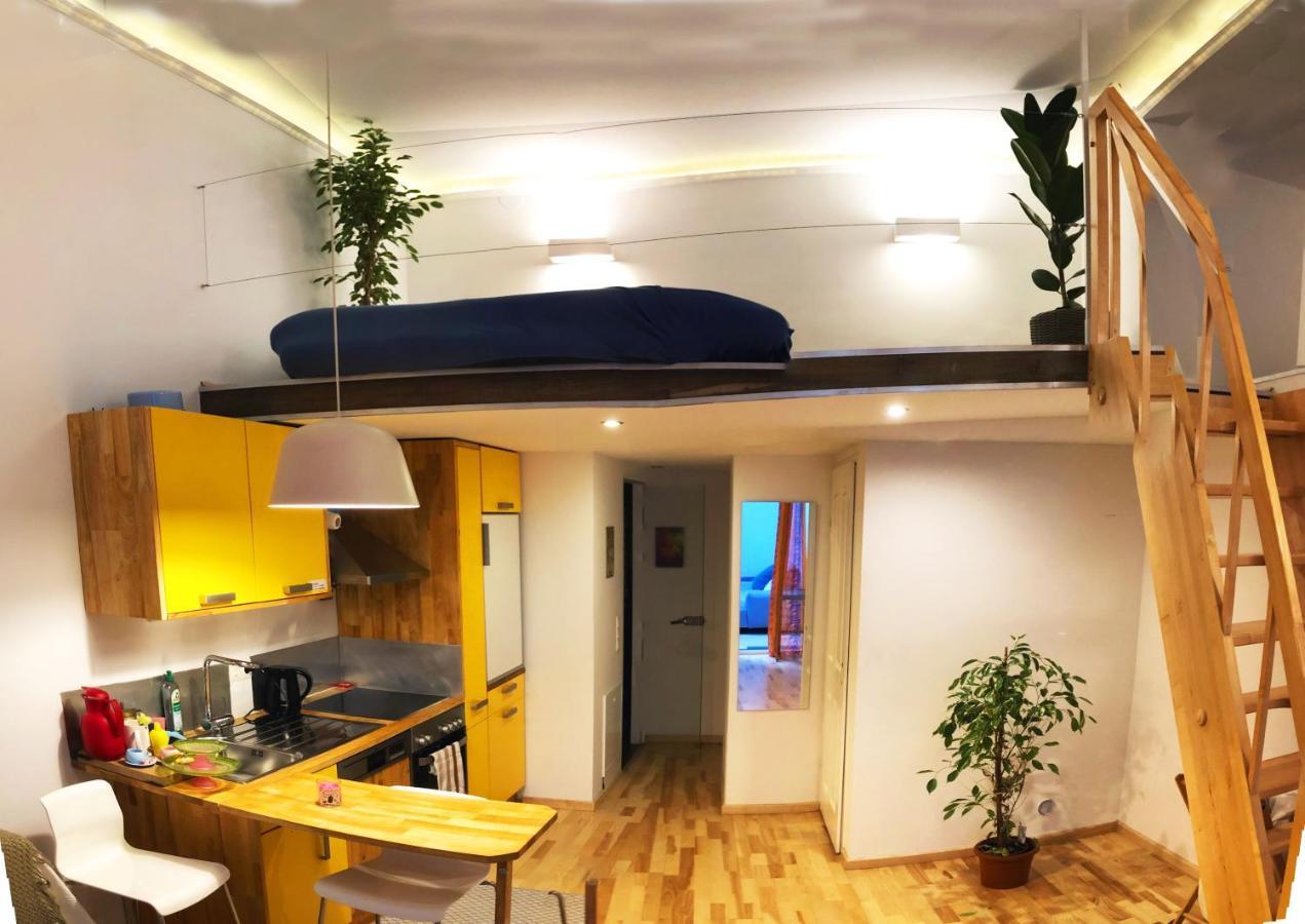Stylish Loft Center Apartment *