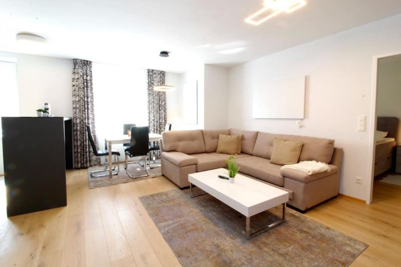 Engerth Moderne Mit Ruhiger Lage Und Balkon Appartamento