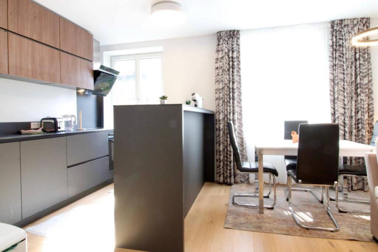 Engerth Moderne Mit Ruhiger Lage Und Balkon Appartamento