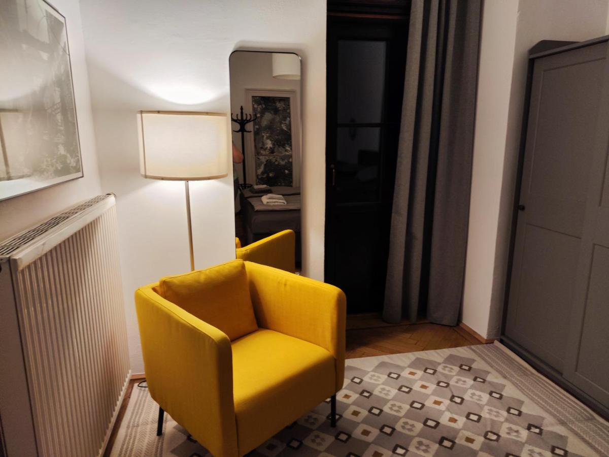 Guest house A In A Aristocratic