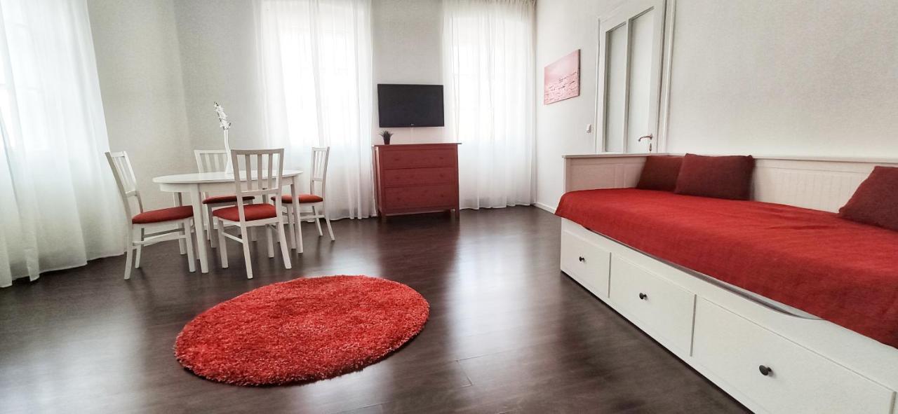 Helle Zweiraumwohnung In Wohngebiet * Vienna