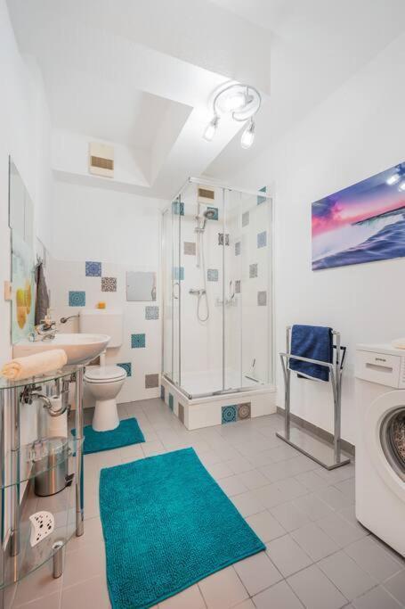 Apartment Location, Near Schoenbrunn