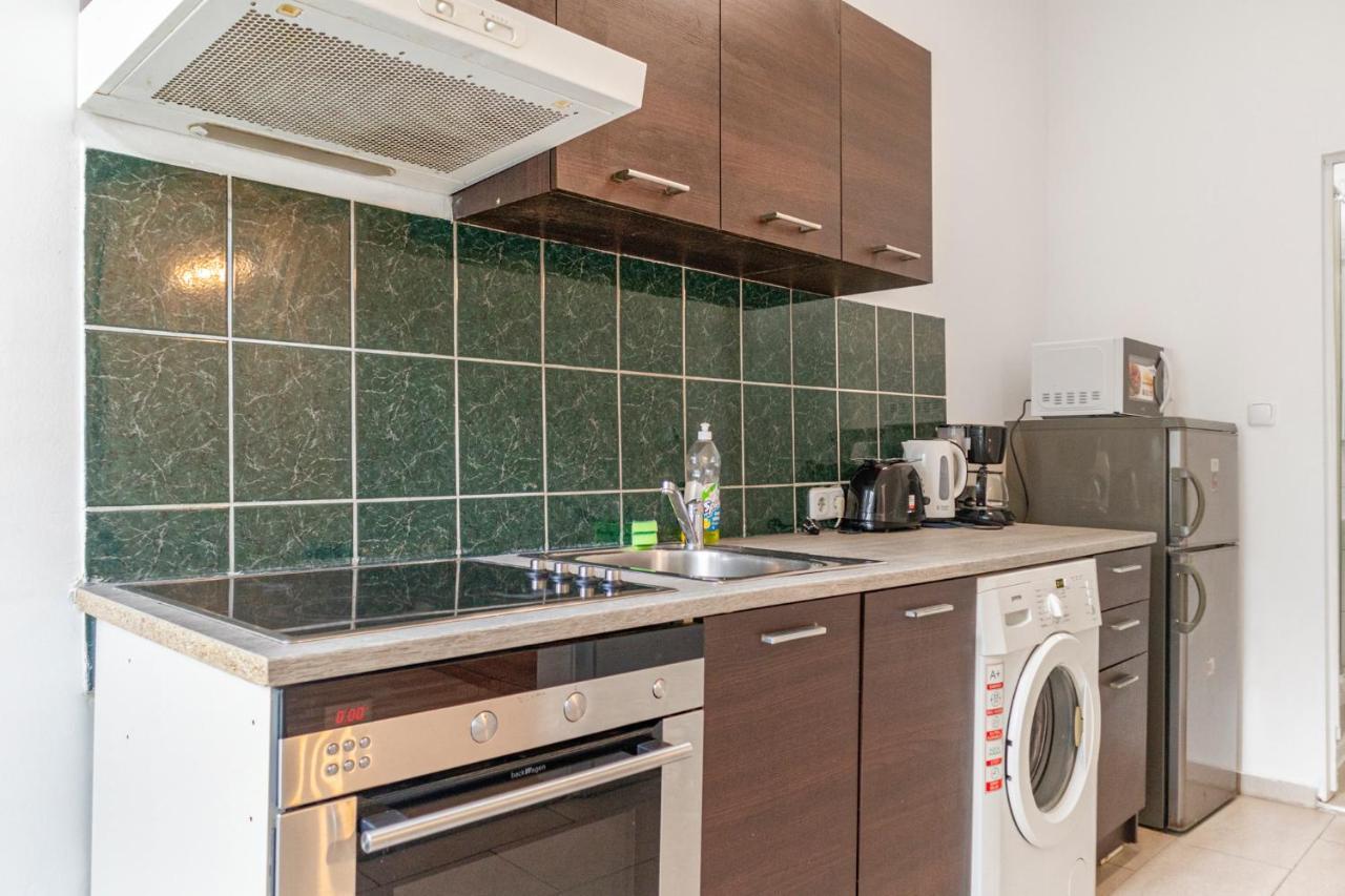 Apartment Budget & Friendly 1br Well Connected