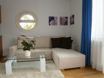 Apartmenthaus Hietzing I Contactless Check-in Apartamento