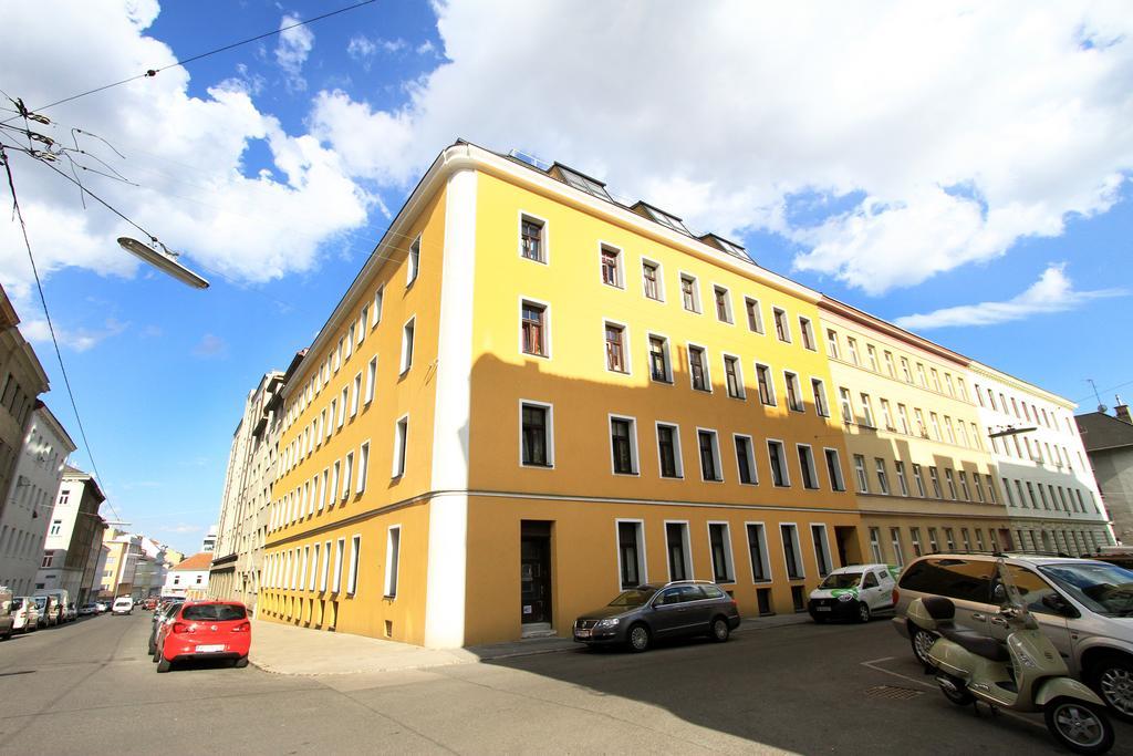 Aurellia Apartment *