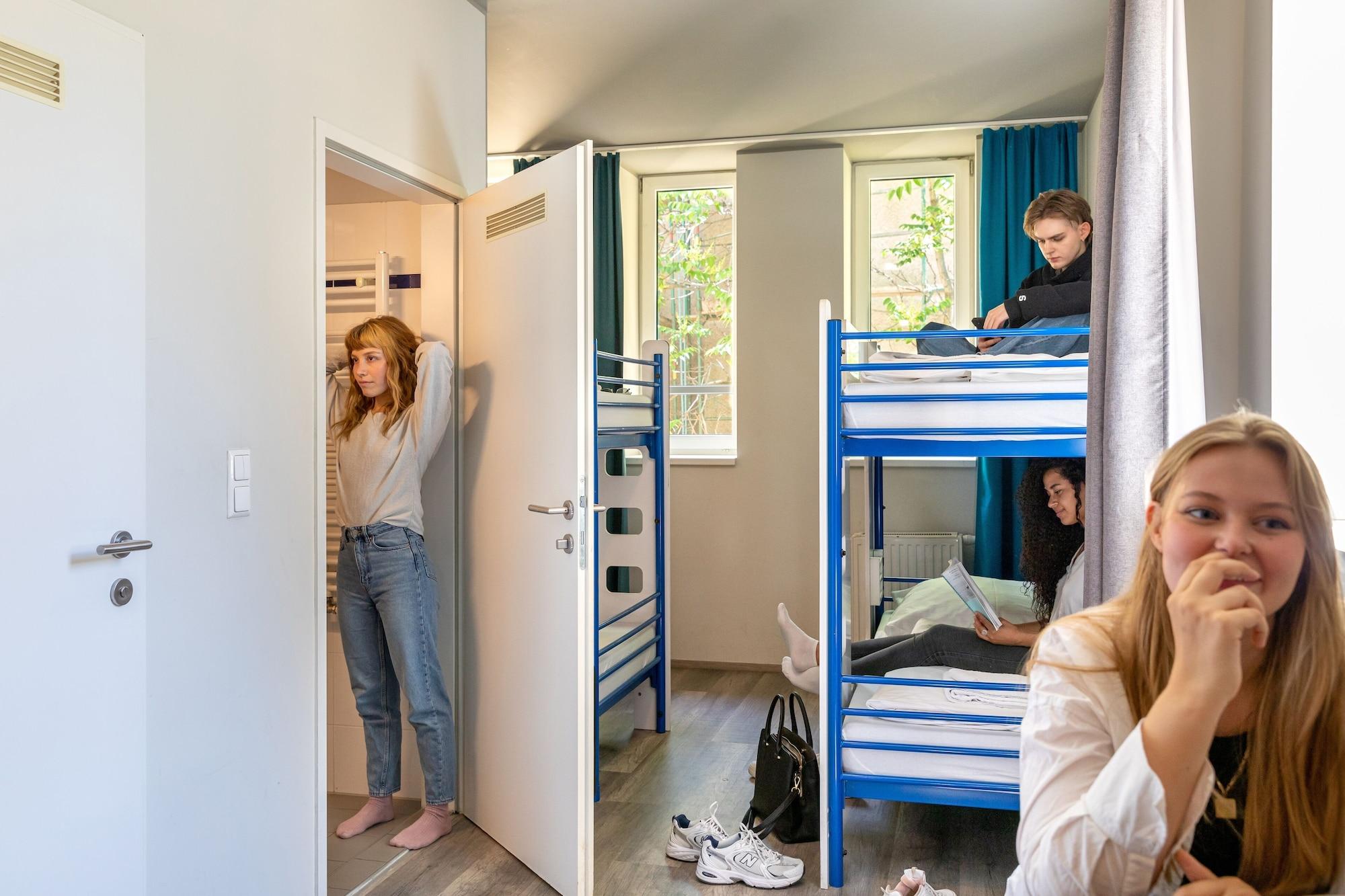 Hostel A&o Hauptbahnhof *