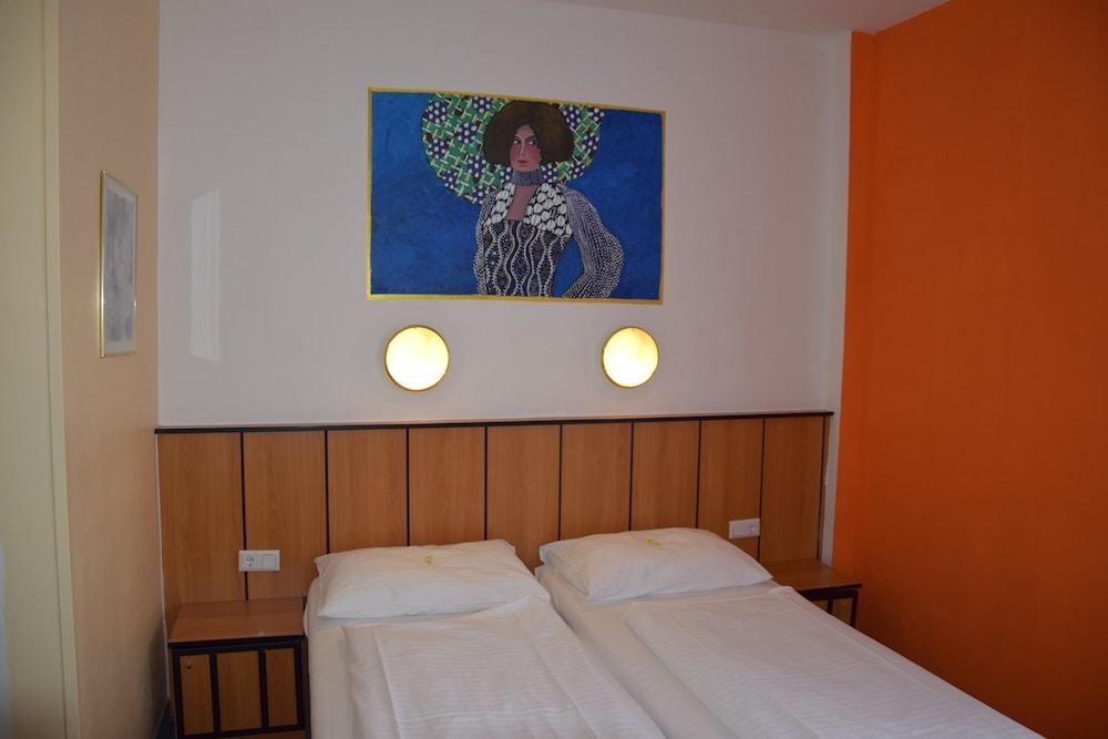 Garten- Und Kunsthotel Gabriel Vienna