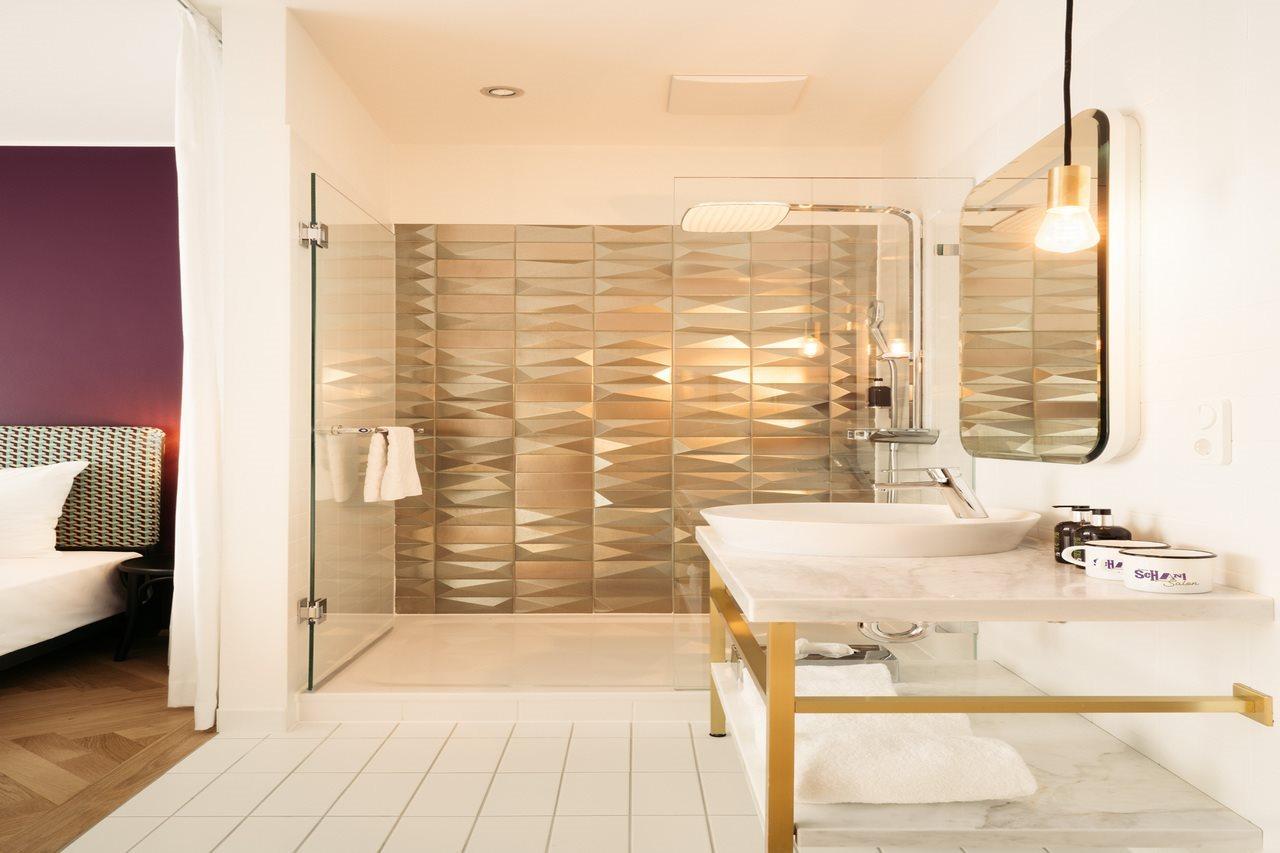 Schani Salon Hotel