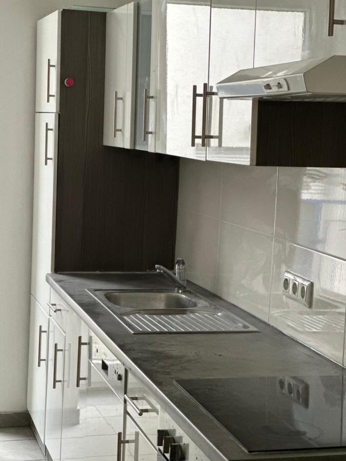Apartment City Apartment *