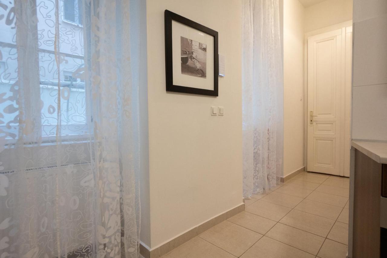 2-rooms With A King-size Bed