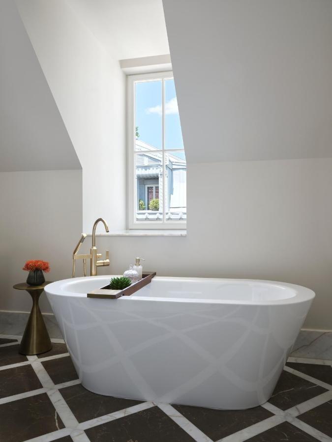 Rosewood 5*