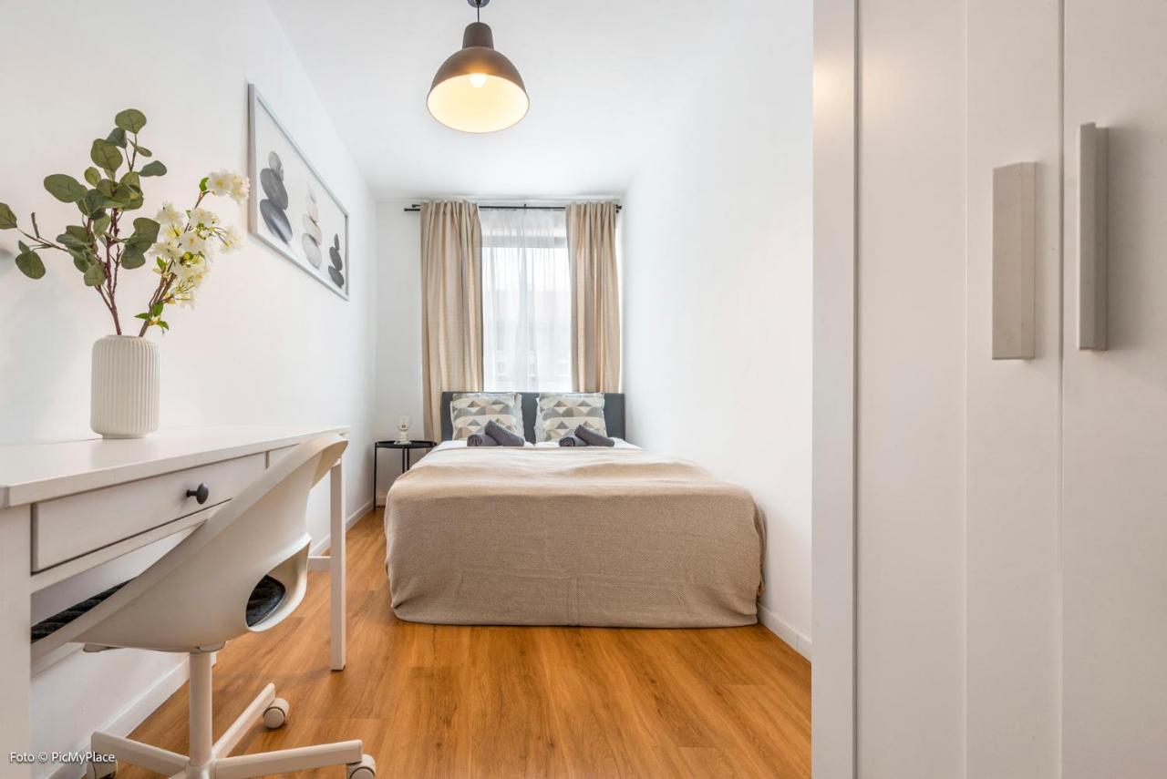 Lofts Hostel *
