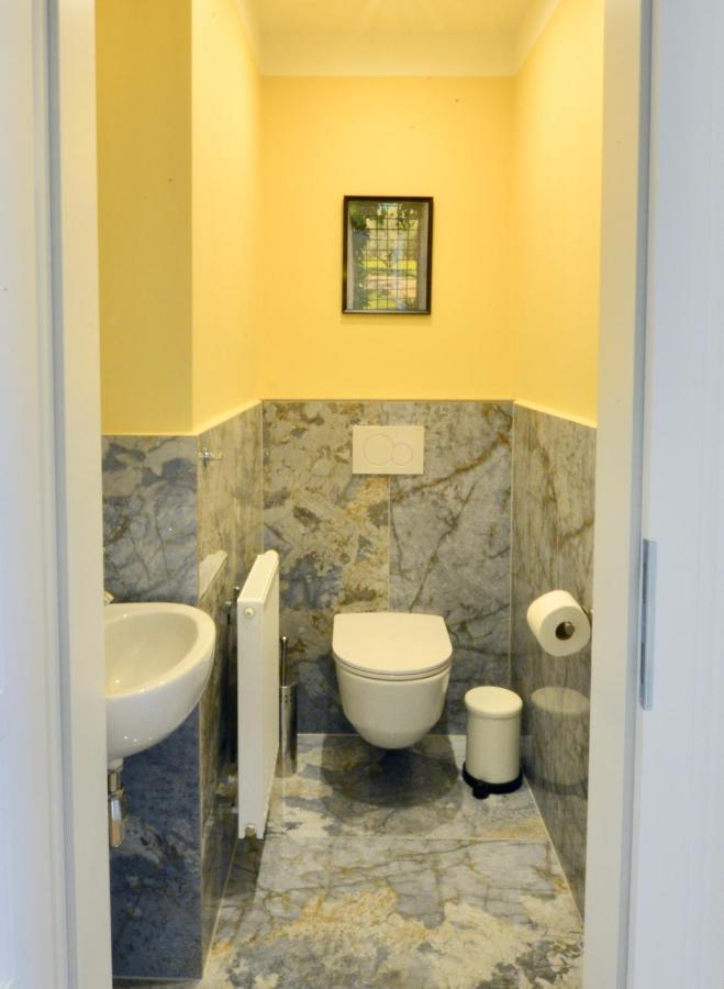 Spacious And Comfy With 3 Bedrooms *