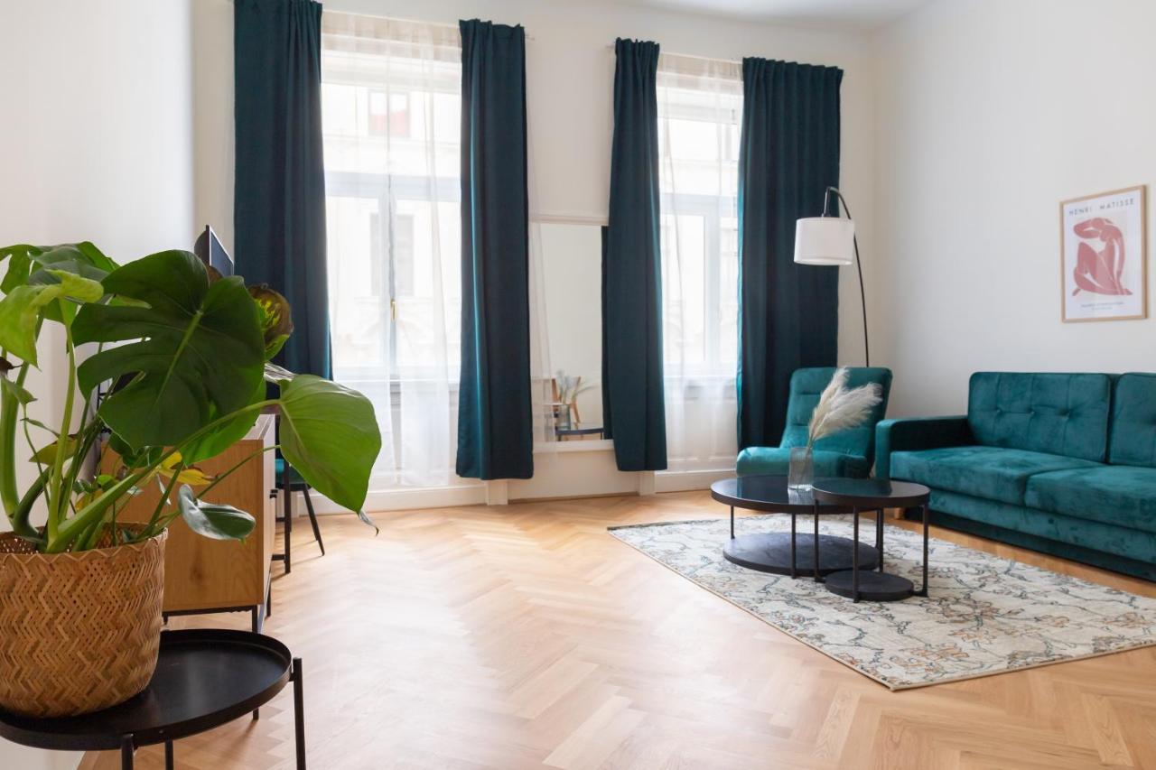 Apartment Brand Cozy