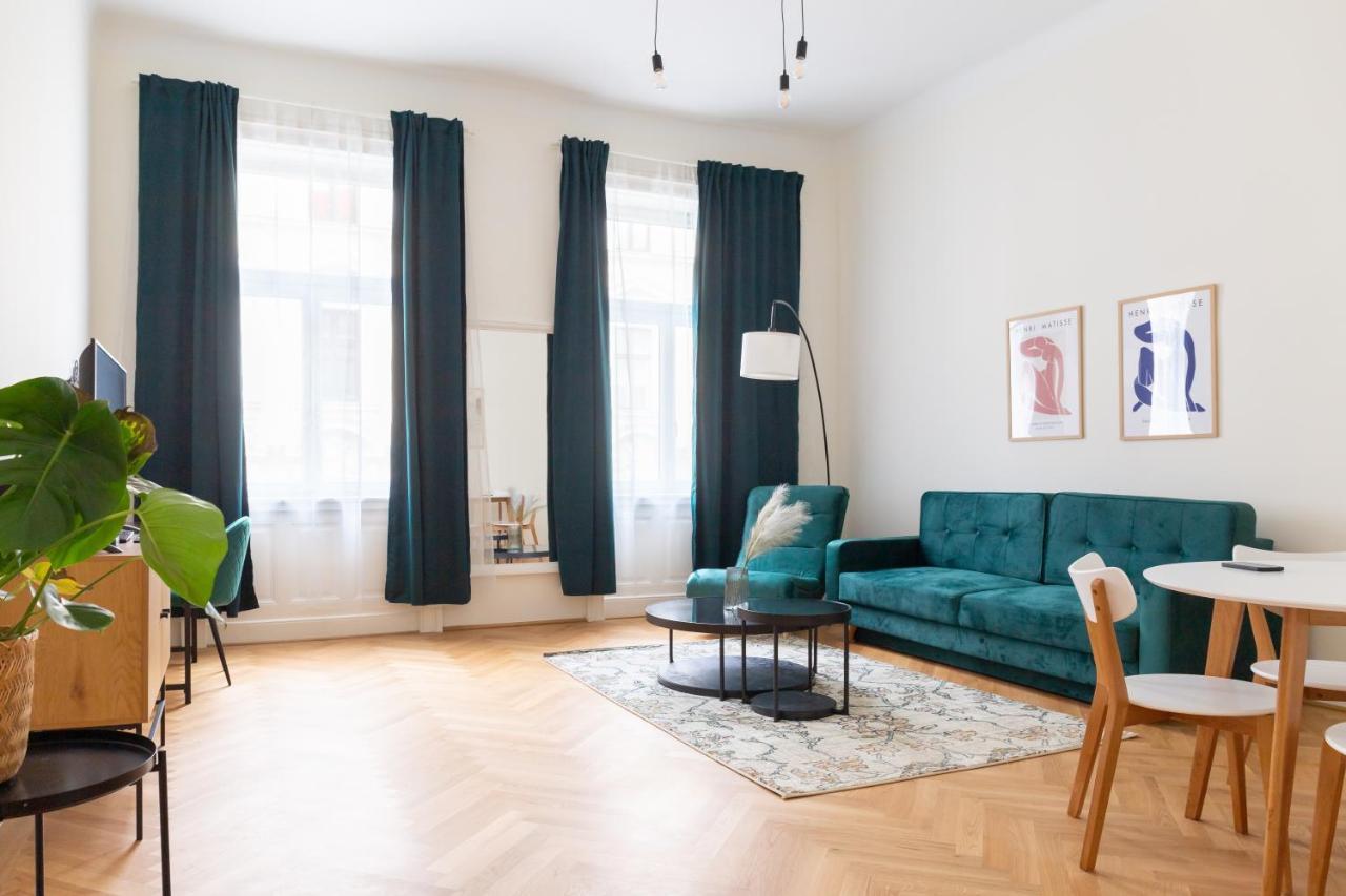 Brand Cozy Viena