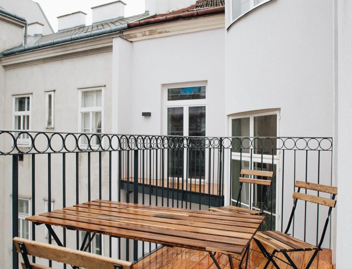 Apartment Brand Cozy