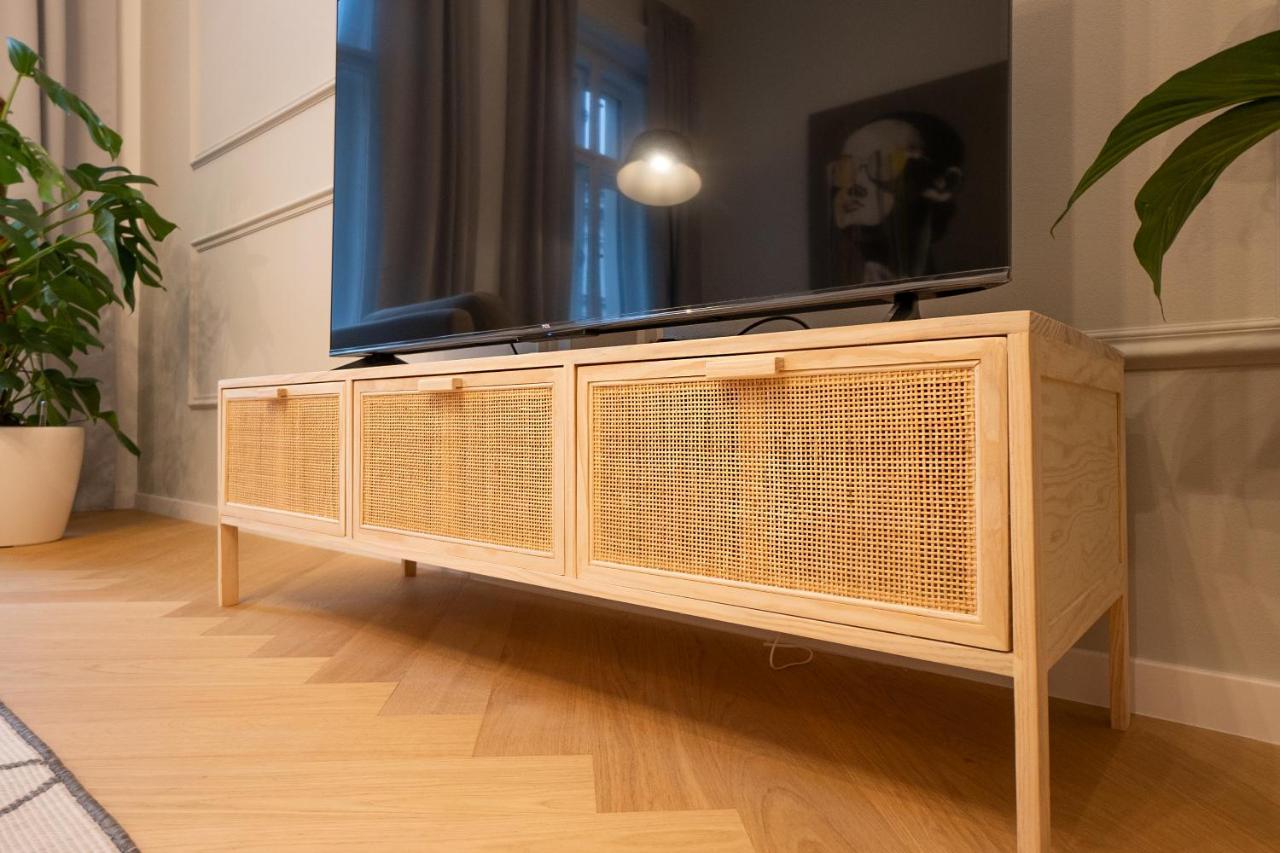 Spacious 110м2 Flat In The Center Apartment