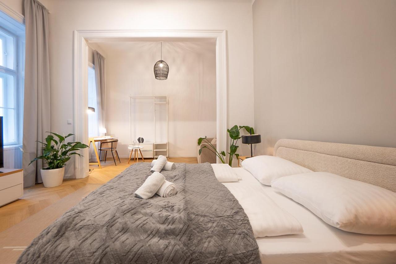 Spacious 110м2 Flat In The Center *