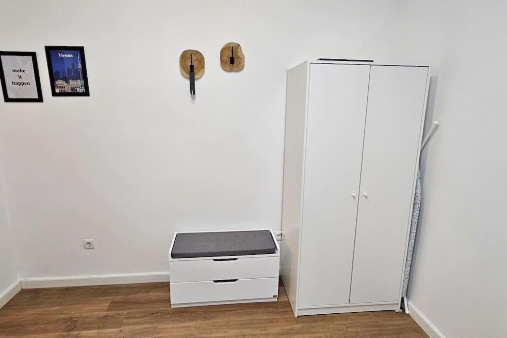Comfort-suite 10 Min To Center Apartment *