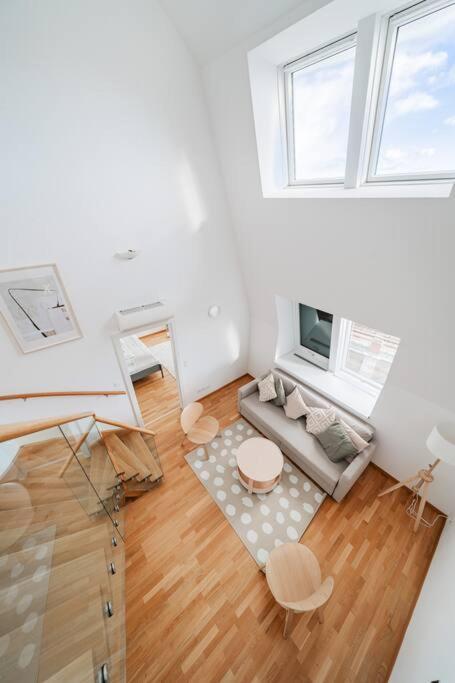 Apartment Chic #21