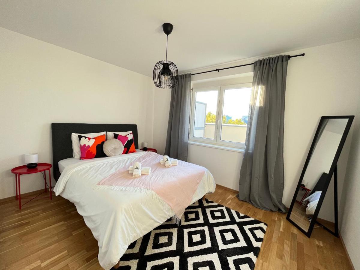 Penthouse Near Station With Free Parking Apartment Vienna