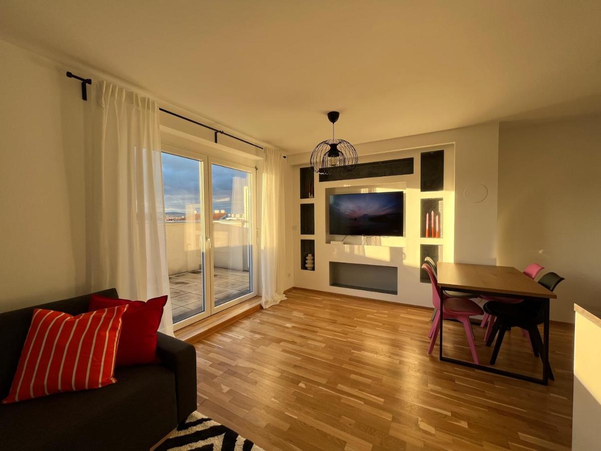 Penthouse Near Station With Free Parking * Vienna