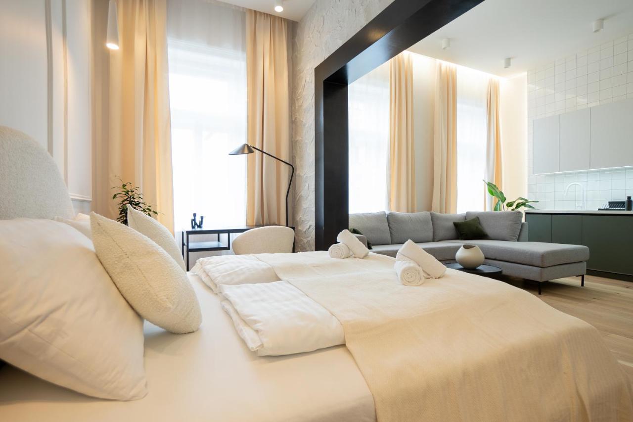 Apartment Brand-new 2-room With A King Size Bed