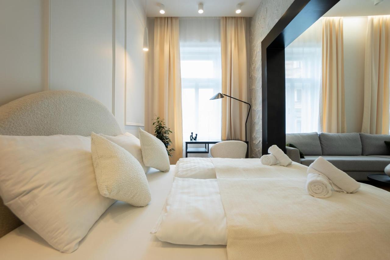 Apartment Brand-new 2-room With A King Size Bed