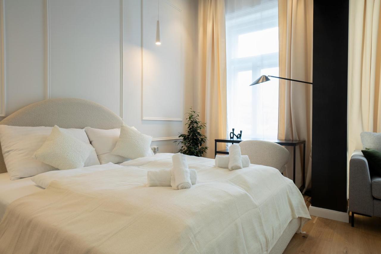 Apartment Brand-new 2-room With A King Size Bed
